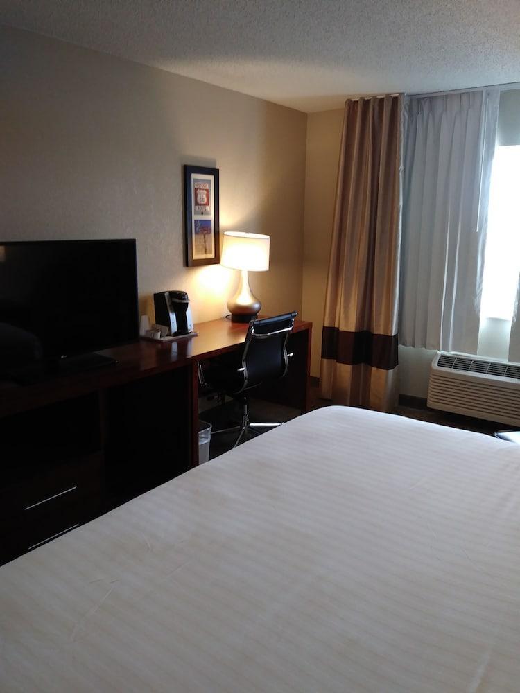 Inn Comfort South - Woodland Hills