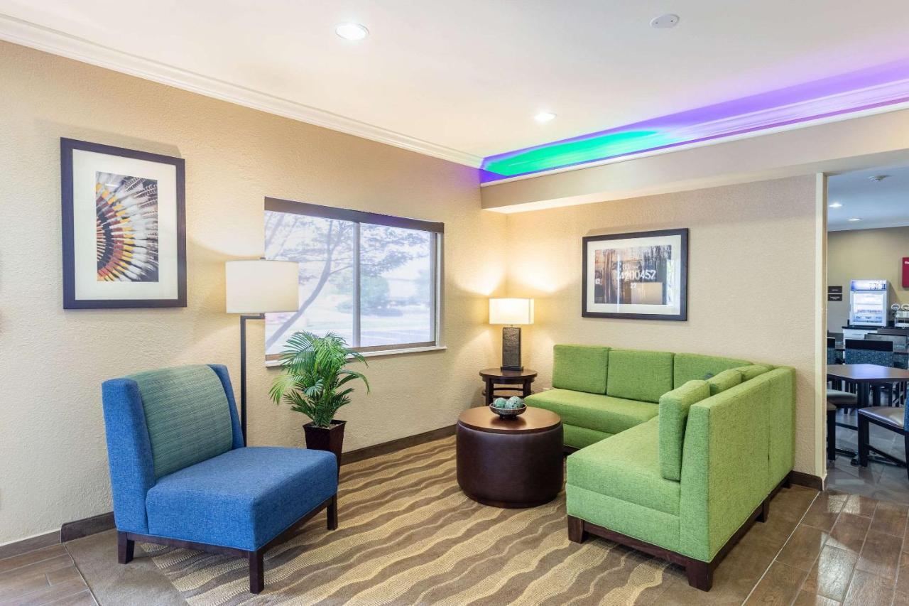 Inn Comfort South - Woodland Hills Tulsa