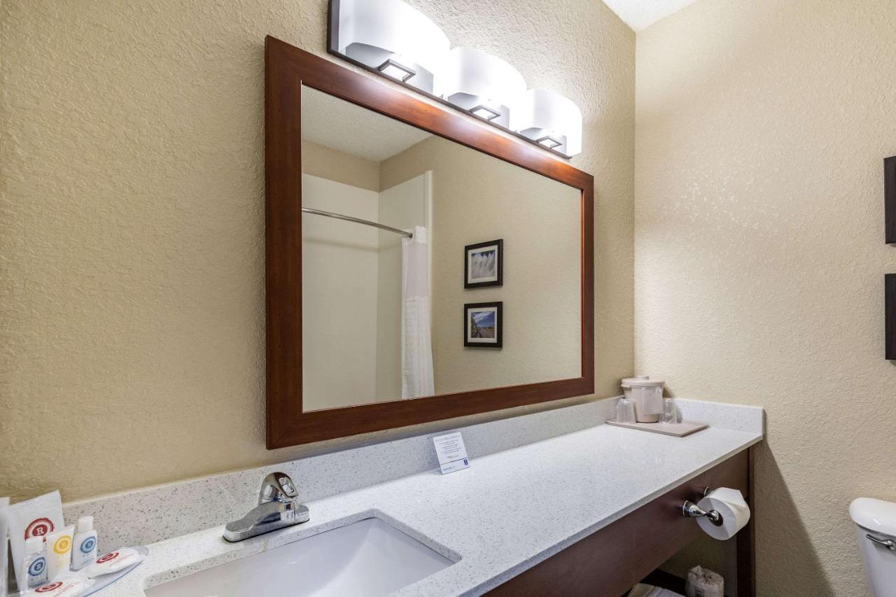 Inn Comfort South - Woodland Hills