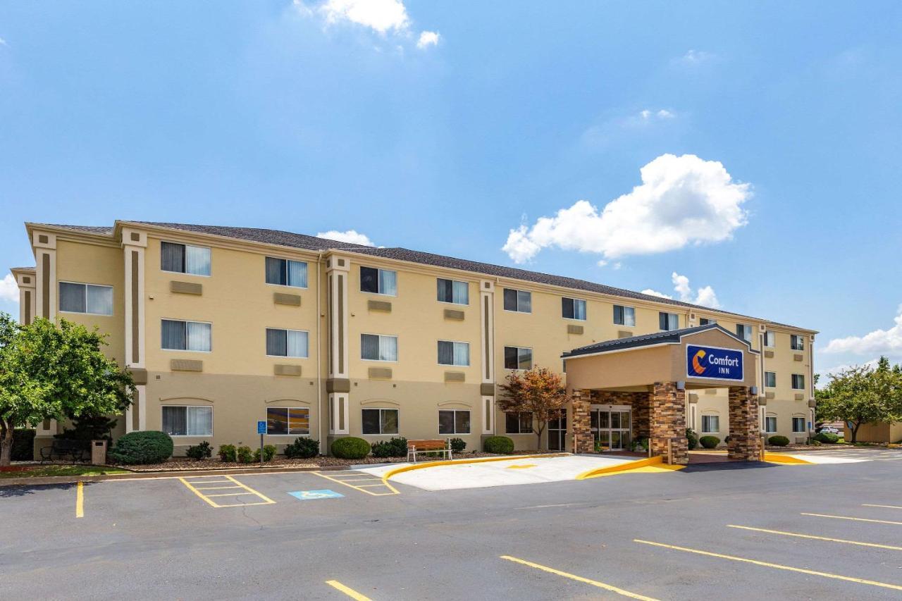 Inn Comfort South - Woodland Hills 2*