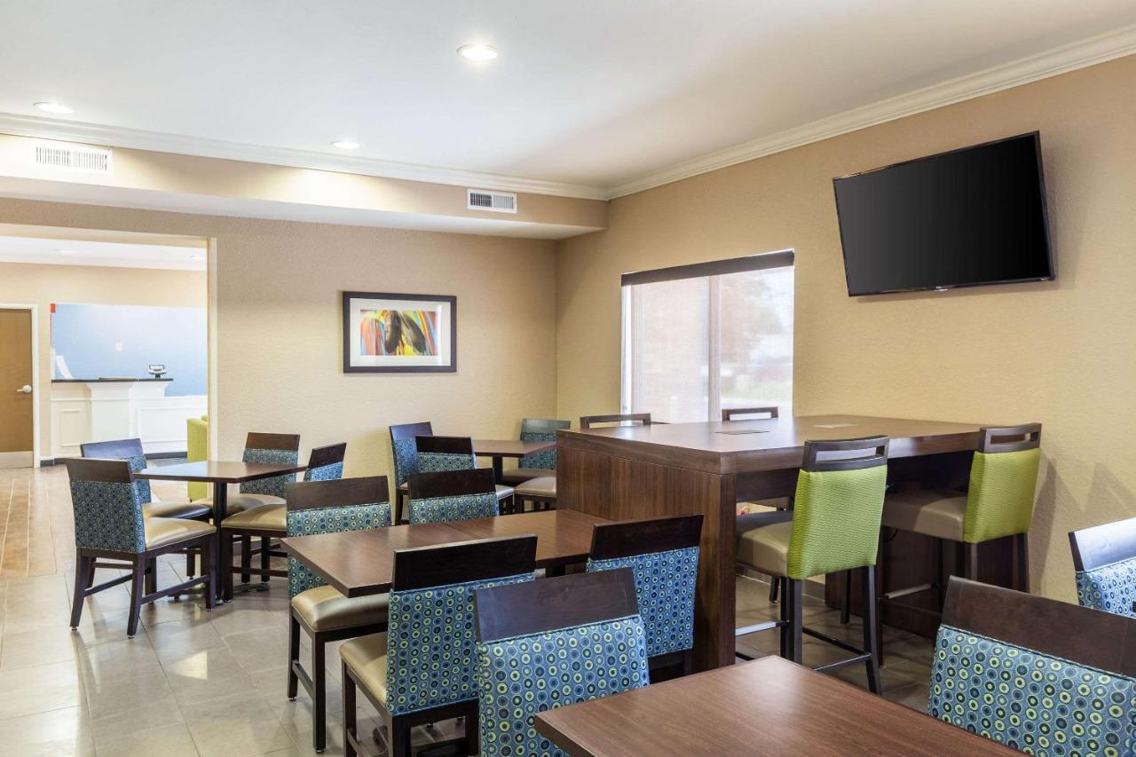 Inn Comfort South - Woodland Hills Tulsa